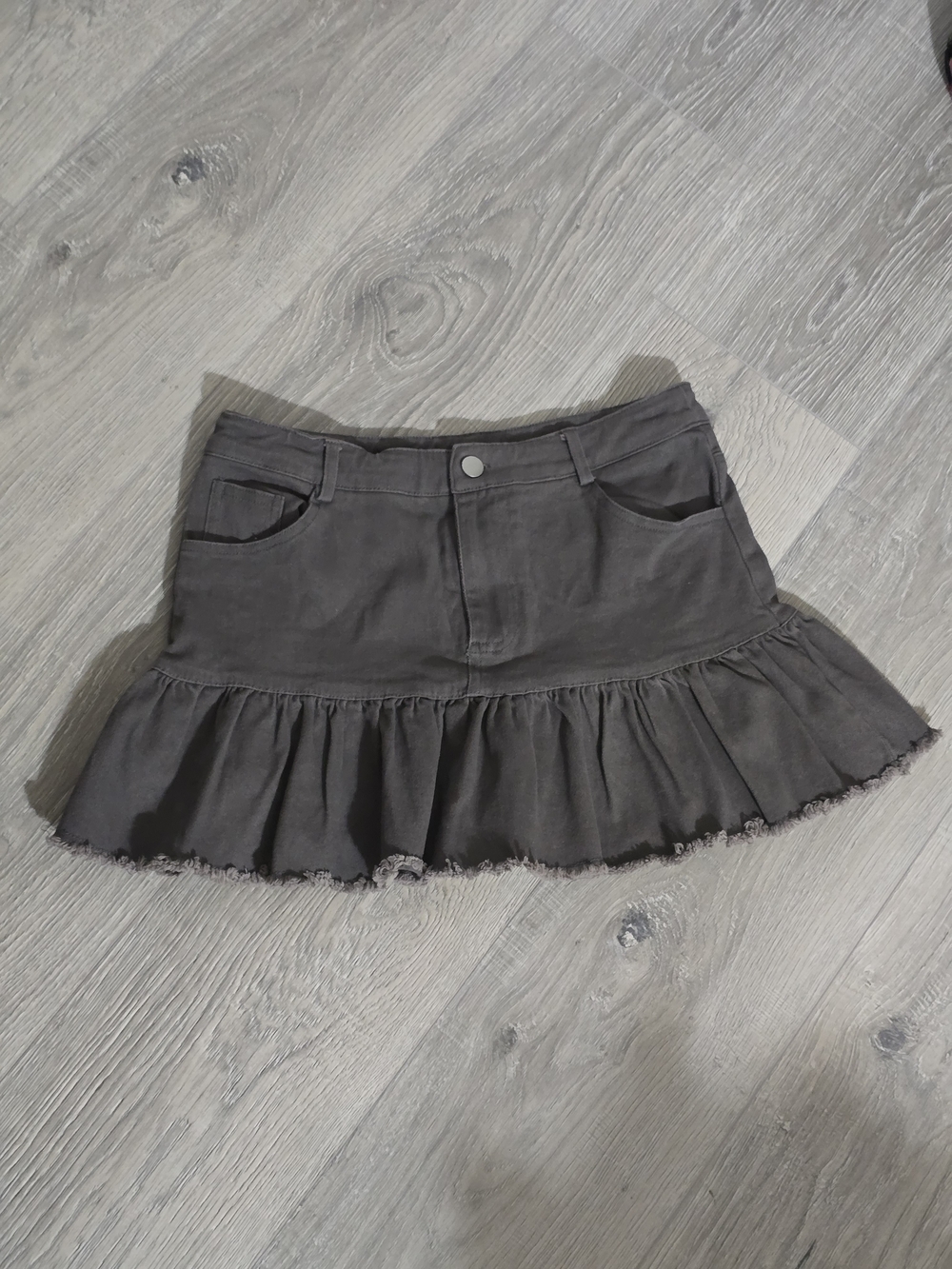 Ruffled Mini Skirt in Charcoal Gray